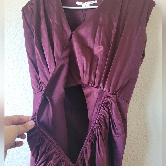 NWT Veronica Beard Casela Ruched Stretch-Silk Dress Color Dark Fig Size 2 - Picture 9 of 16